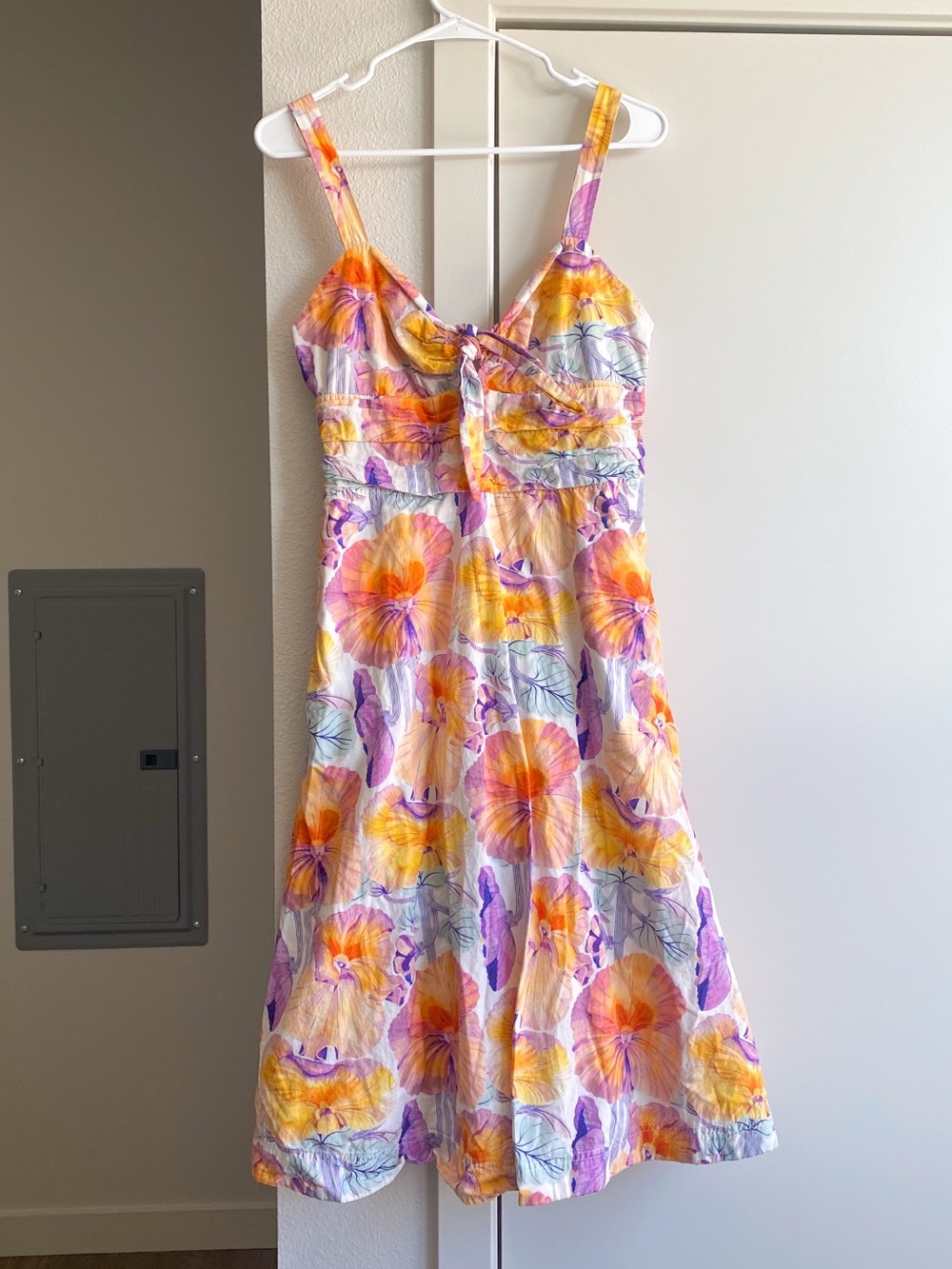 Anthropologie Cecilia Pettersson Floral Tie-Front Sundress Sz 8 beach resortwear